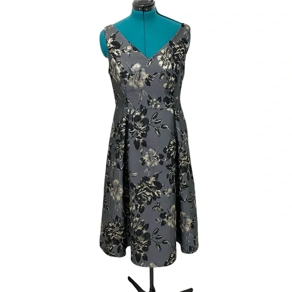 Adrianna Papell Metallic Floral Midi Dress - Picture 15 of 15